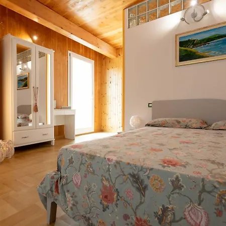 Luxury Elisa Holiday home